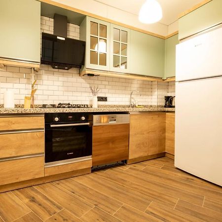 Spacious And Comfy 2Br In The Heart Of Cihangir Apartman Isztambul Kültér fotó