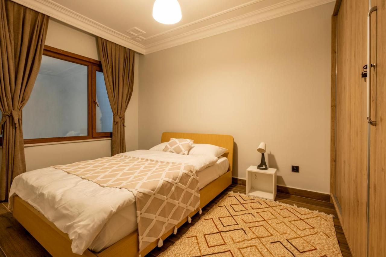 Spacious And Comfy 2Br In The Heart Of Cihangir Apartman Isztambul Kültér fotó