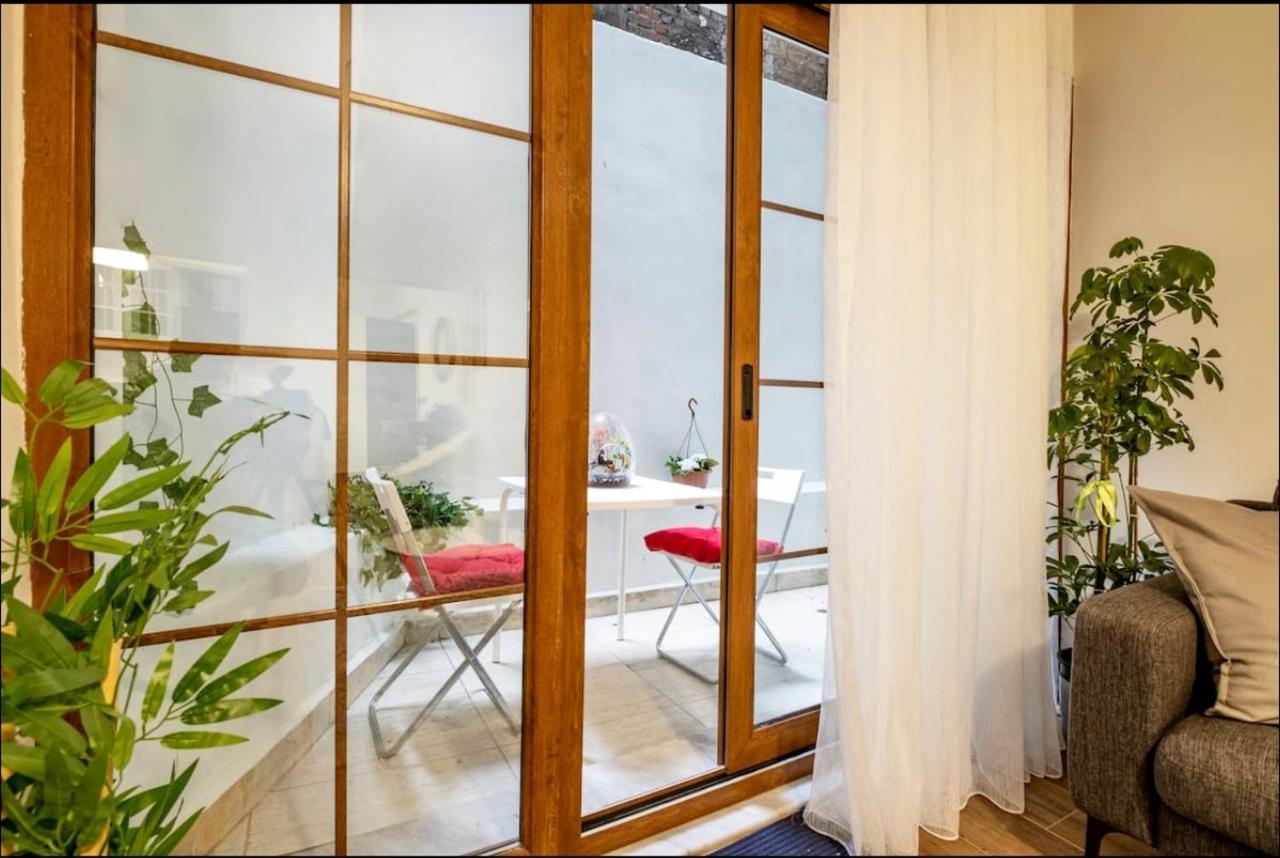 Spacious And Comfy 2Br In The Heart Of Cihangir Apartman Isztambul Kültér fotó